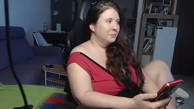 Snapshot of valerysexy chatting on 07.13.26 valerysexy online show from 07.13.26