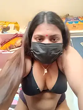 Hotmilfxox online show from 12.15.24