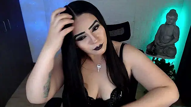 GODDESS EVANS online show from 05.12.26