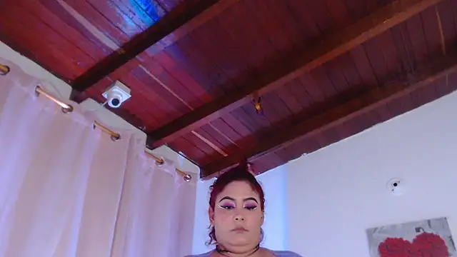 Snapshot of Amara_Red chatting on 07.23.26 Amara Red online show from 07.23.26