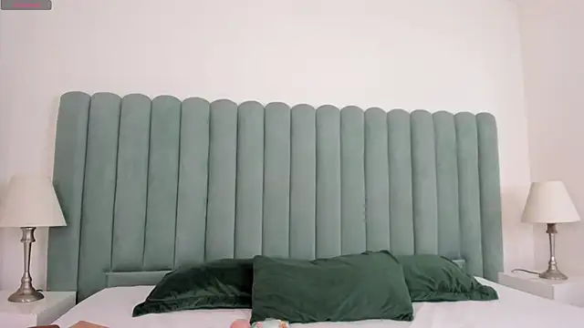AnnyCherry  online show from 04.24.26