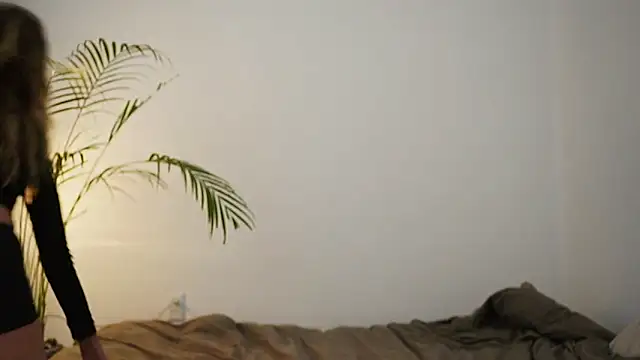 Stephany talks online show from 04.05.26