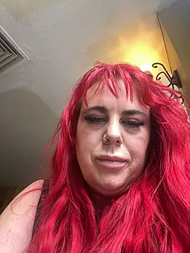 Snapshot of redxxxvixen chatting on 03.21.25 redxxxvixen online show from 03.21.25