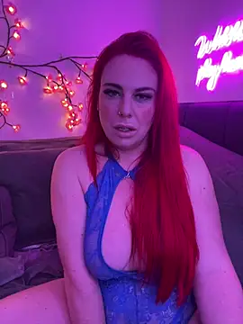 Snapshot of redxxxvixen chatting on 02.27.26 redxxxvixen online show from 02.27.26