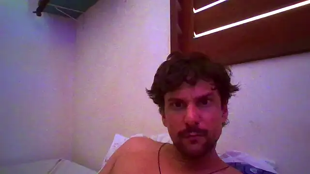 couplemilk online show from 02.04.26