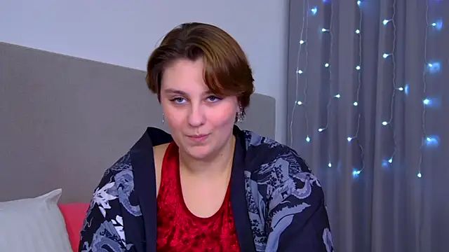 Snapshot of MaryMurray chatting on 01.22.25 MaryMurray online show from 01.22.25