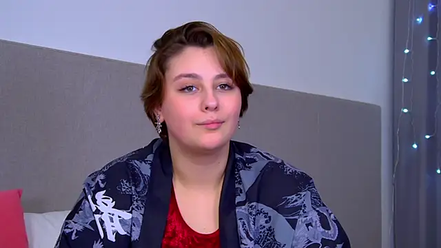 Snapshot of MaryMurray chatting on 01.23.25 MaryMurray online show from 01.23.25