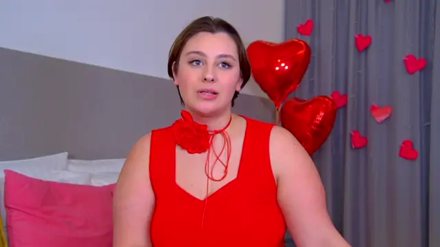 Snapshot of MaryMurray chatting on 02.13.25 MaryMurray online show from 02.13.25