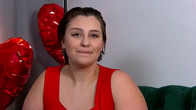 Snapshot of MaryMurray chatting on 03.03.25 MaryMurray online show from 03.03.25