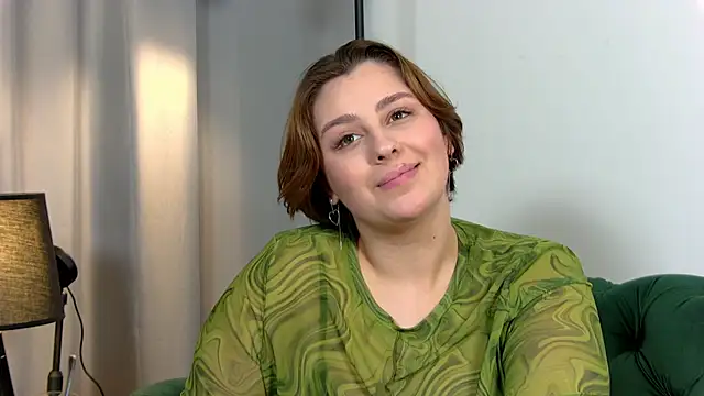 Snapshot of MaryMurray chatting on 03.17.25 MaryMurray online show from 03.17.25