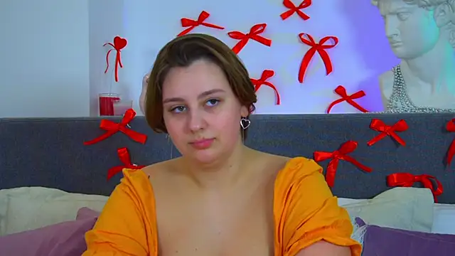 Snapshot of MaryMurray chatting on 03.17.25 MaryMurray online show from 03.17.25