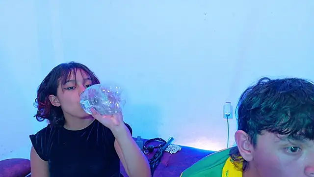 Snapshot of clydexxxbunny chatting on 12.15.24 clydexxxbunny online show from 12.15.24