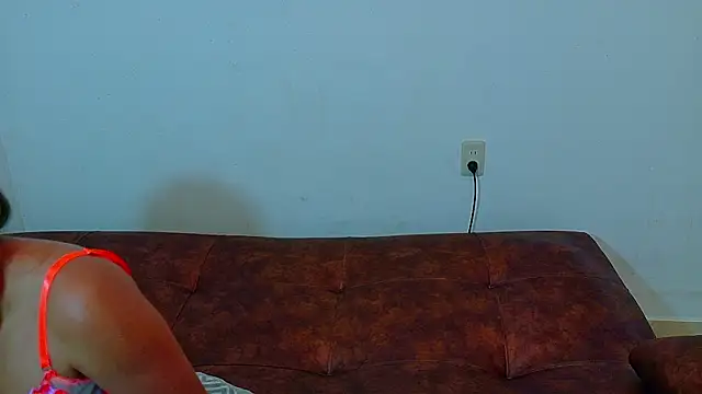 Snapshot of clydexxxbunny chatting on 01.04.25 clydexxxbunny online show from 01.04.25