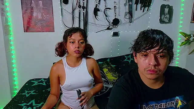 Snapshot of clydexxxbunny chatting on 03.11.25 clydexxxbunny online show from 03.11.25