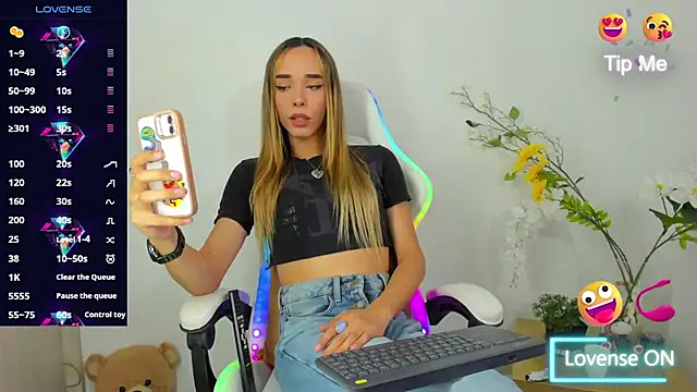 Linda Crawford online show from 02.21.25