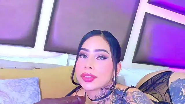 GiahDaniels online show from 05.21.26