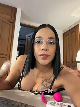 AngelineConnor online show from 04.10.26