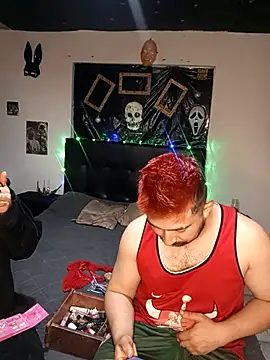 Bonnie-Clark online show from 09.12.25