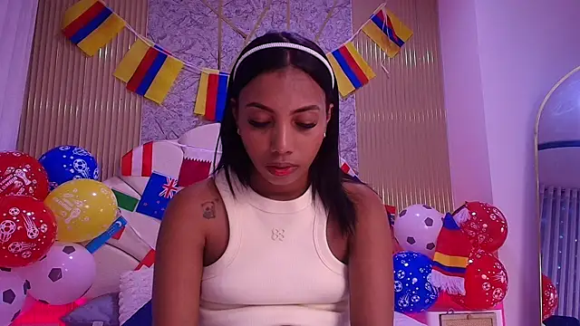 Snapshot of nata_luna chatting on 06.27.26 nata luna online show from 06.27.26