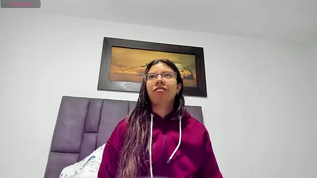Snapshot of Vahiolet_smith chatting on 07.17.26 Vahiolet smith online show from 07.17.26