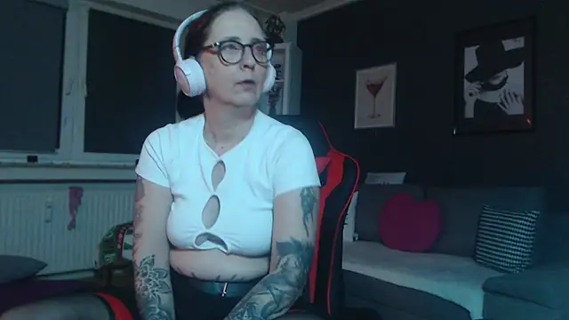 EiskalterEngel74 online show from 01.10.25