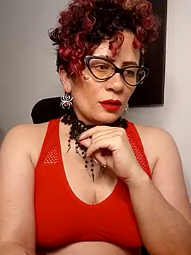 Snapshot of Daneshka_naughty chatting on 12.04.24 Daneshka naughty online show from 12.04.24