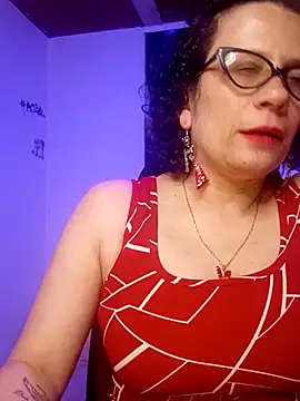 Snapshot of Daneshka_naughty chatting on 10.03.25 Daneshka naughty online show from 10.03.25