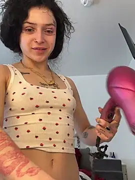 Snapshot of exoticmisfitt chatting on 02.07.26 exoticmisfitt online show from 02.07.26