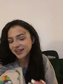 Snapshot of exoticmisfitt chatting on 04.09.26 exoticmisfitt online show from 04.09.26