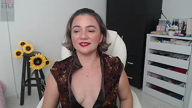 Snapshot of Ghada_milf chatting on 12.03.24 Ghada milf online show from 12.03.24