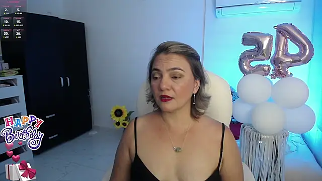 Snapshot of Ghada_milf chatting on 01.13.25 Ghada milf online show from 01.13.25