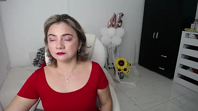 Snapshot of Ghada_milf chatting on 02.02.25 Ghada milf online show from 02.02.25