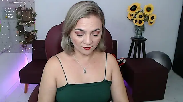 Ghada milf online show from 04.23.26