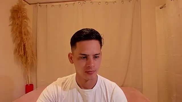 Snapshot of JANER_03 chatting on 01.07.26 JANER 03 online show from 01.07.26