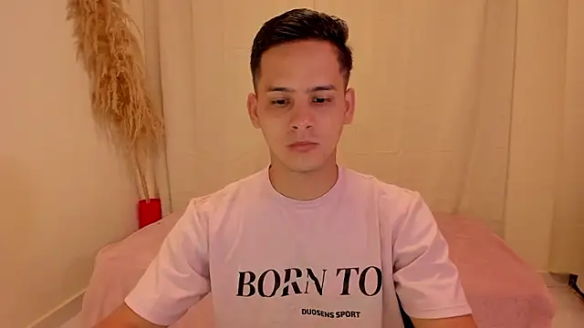 Snapshot of JANER_03 chatting on 01.11.26 JANER 03 online show from 01.11.26