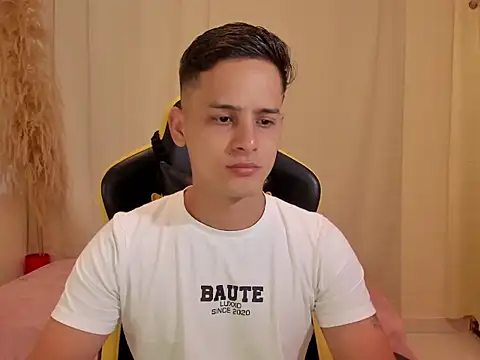 Snapshot of JANER_03 chatting on 01.18.26 JANER 03 online show from 01.18.26