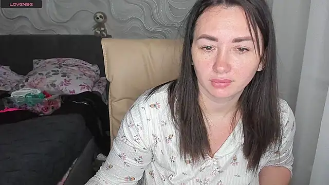 Snapshot of Kendra_SXY chatting on 12.15.25 Kendra SXY online show from 12.15.25