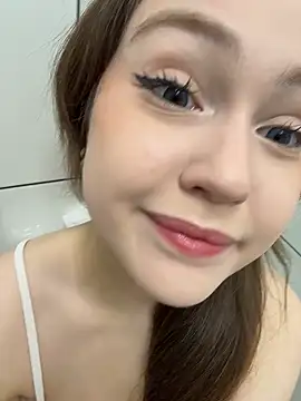 Peachy Dream online show from 05.14.26