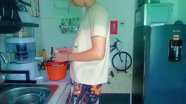 Andy gray online show from 12.04.25