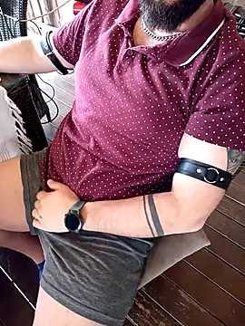 Snapshot of CuriousBear chatting on 03.28.26 CuriousBear online show from 03.28.26