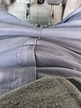 Snapshot of badguylaba chatting on 11.22.25 badguylaba online show from 11.22.25