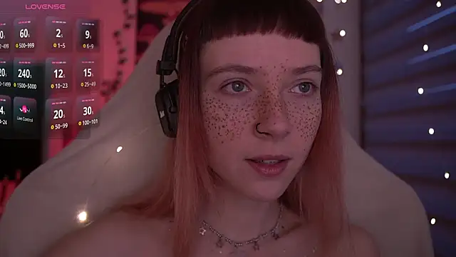 Snapshot of juliapie chatting on 01.21.25 juliapie online show from 01.21.25