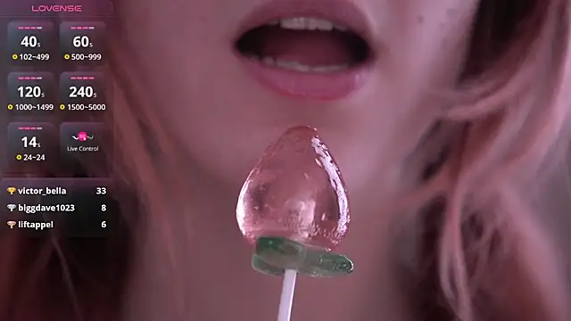 Snapshot of juliapie chatting on 02.03.25 juliapie online show from 02.03.25