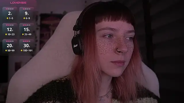 Snapshot of juliapie chatting on 02.17.25 juliapie online show from 02.17.25