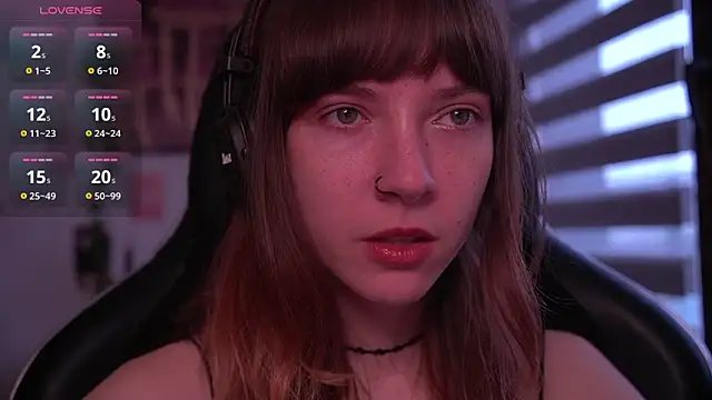 Snapshot of juliapie chatting on 12.05.25 juliapie online show from 12.05.25