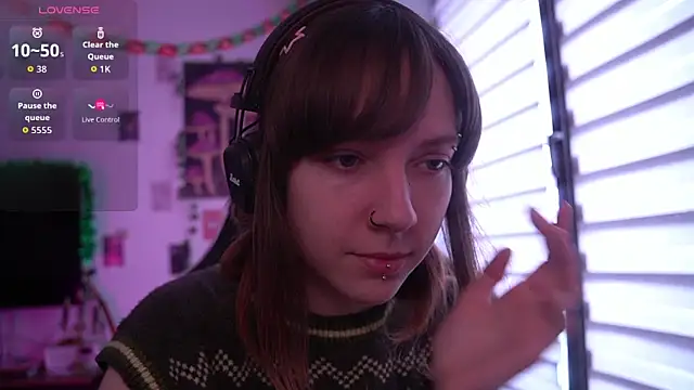 Snapshot of juliapie chatting on 01.11.26 juliapie online show from 01.11.26