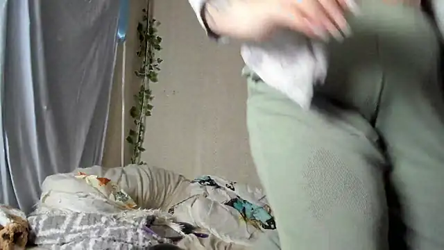 Seductive She Wolf online show from 05.03.26