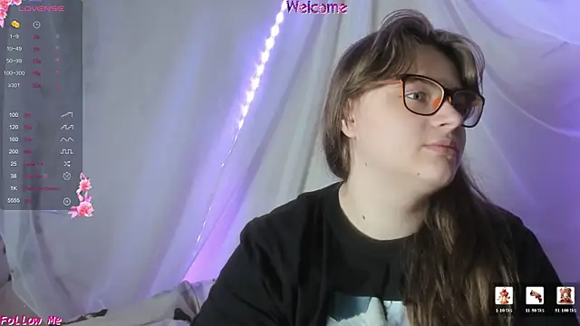 Snapshot of Seductive_She_Wolf chatting on 06.27.26 Seductive She Wolf online show from 06.27.26