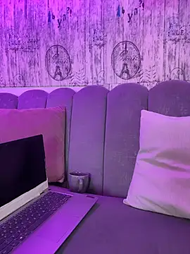 AbyThompson online show from 03.02.26