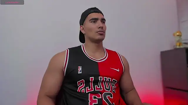 JamesGraay online show from 11.06.25